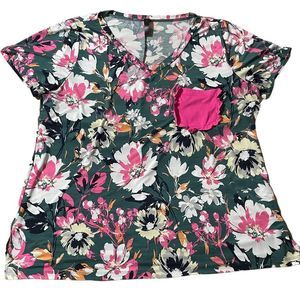Women’s Floral Top Size 1XL